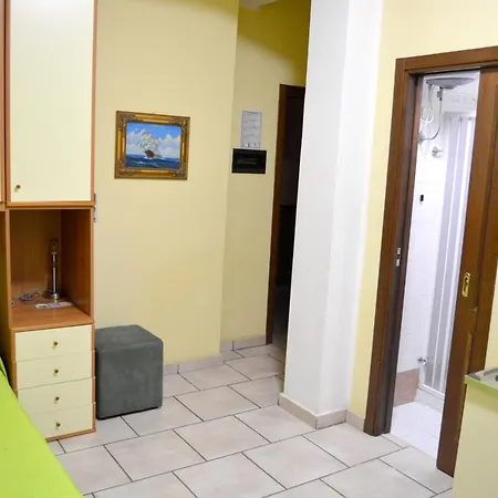 Studio At Reggio Di Calabria 2 Km Away From The Beach Lägenhet Reggio di Calabria