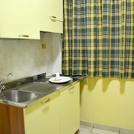 Studio At Reggio Di Calabria 2 Km Away From The Beach Lägenhet Reggio di Calabria