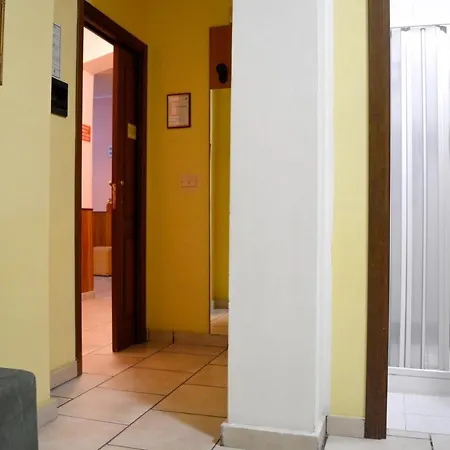 Studio At Reggio Di Calabria 2 Km Away From The Beach Lägenhet Reggio di Calabria