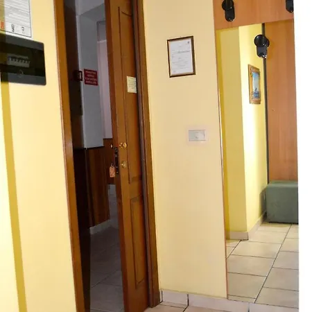Lägenhet Studio At Reggio Di Calabria 2 Km Away From The Beach *